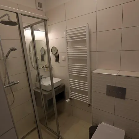 Natali Apartmanhaz *