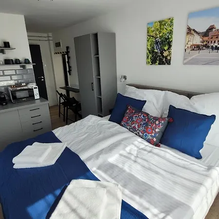 Natali Apartmanhaz Apartament *