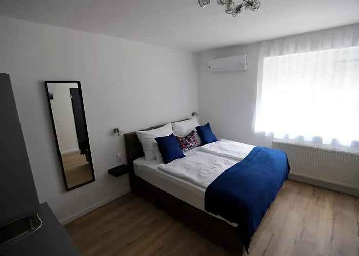 Natali Apartmanhaz *