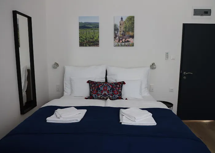 Apartament Natali Apartmanhaz Eger